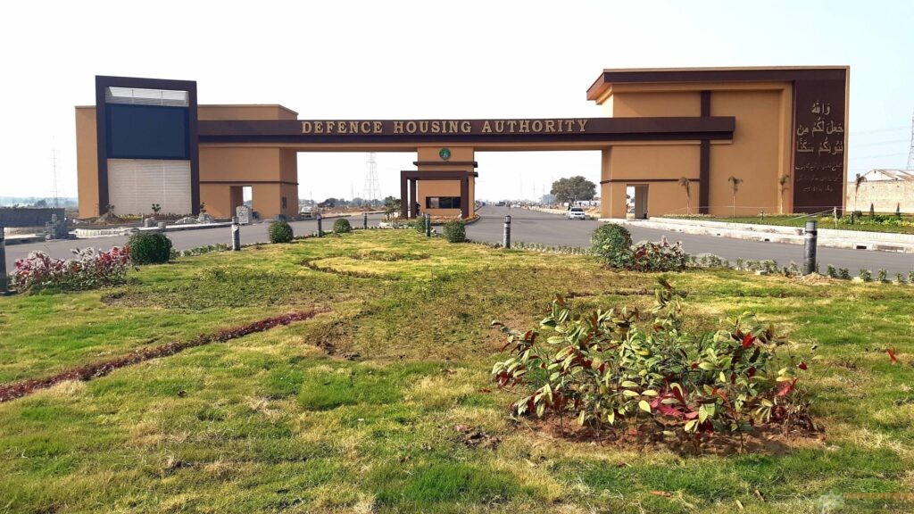 Gate New picture DHA GUJRANWALA, Construction Work on Entrance Gate, Milao Haath